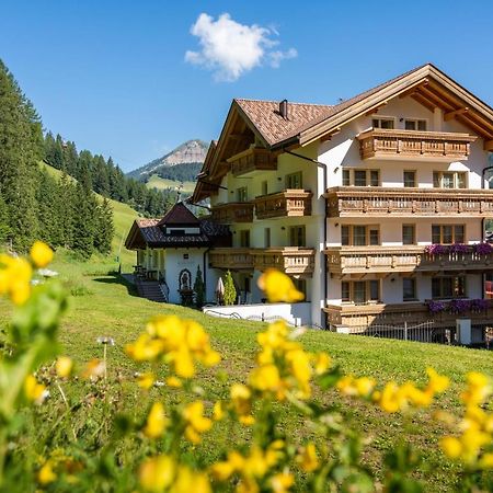 Hotel Somont سيلفا دي فال جاردينا المظهر الخارجي الصورة